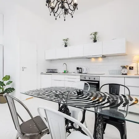 Honeydew Center * Varşova