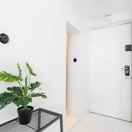 Apartament Honeydew Center