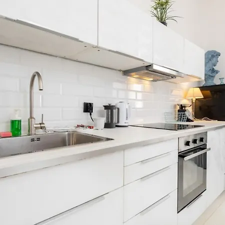 Honeydew Center Varšava